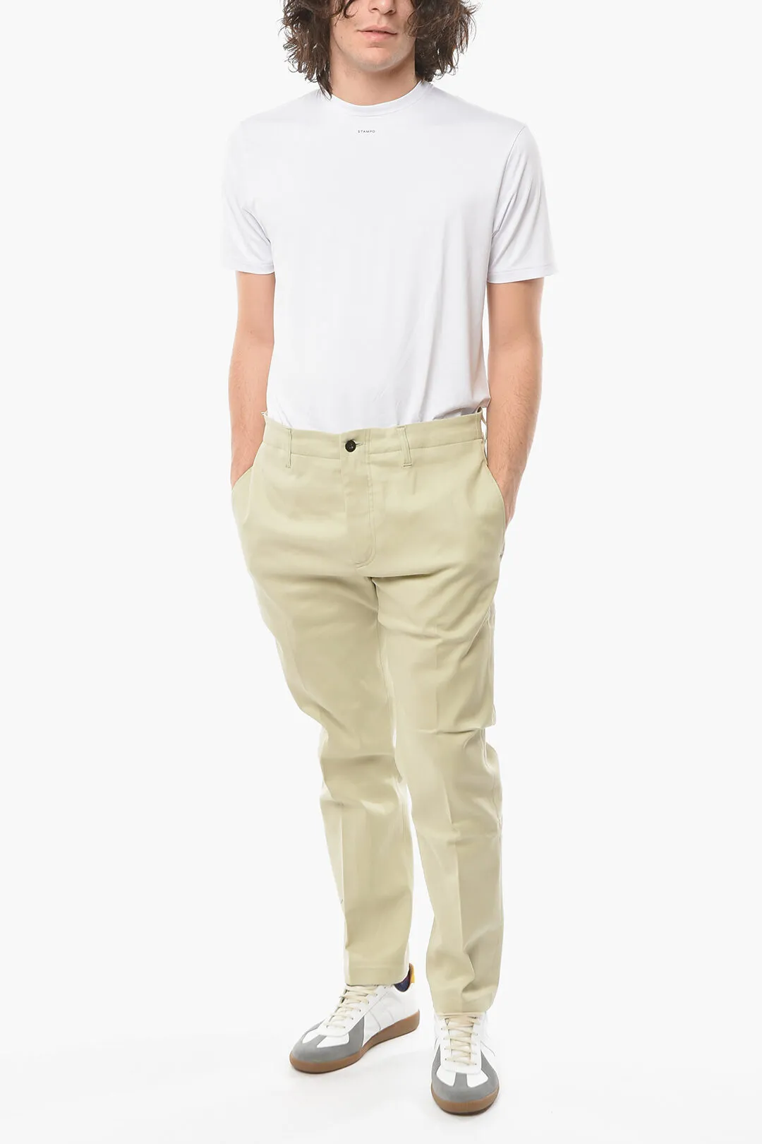 Chino Pants with 4 Pockets and Contrast Button.